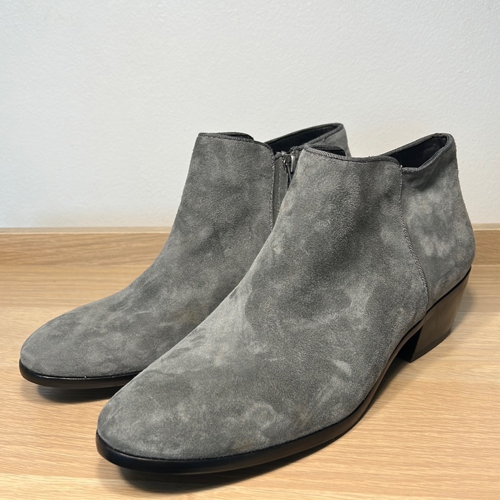 Worn once Sam Edelman Petty Ankle Boots Booties grey suede 9.5M NO box